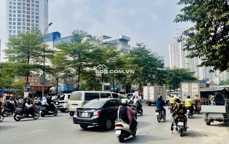 TRƯỜNG CHINH - KHƯƠNG THƯỢNG - Ngã Tư Sở: VF3 đỗ cửa, Nở hậu, Ngõ thông, gần phố, Ở + KD